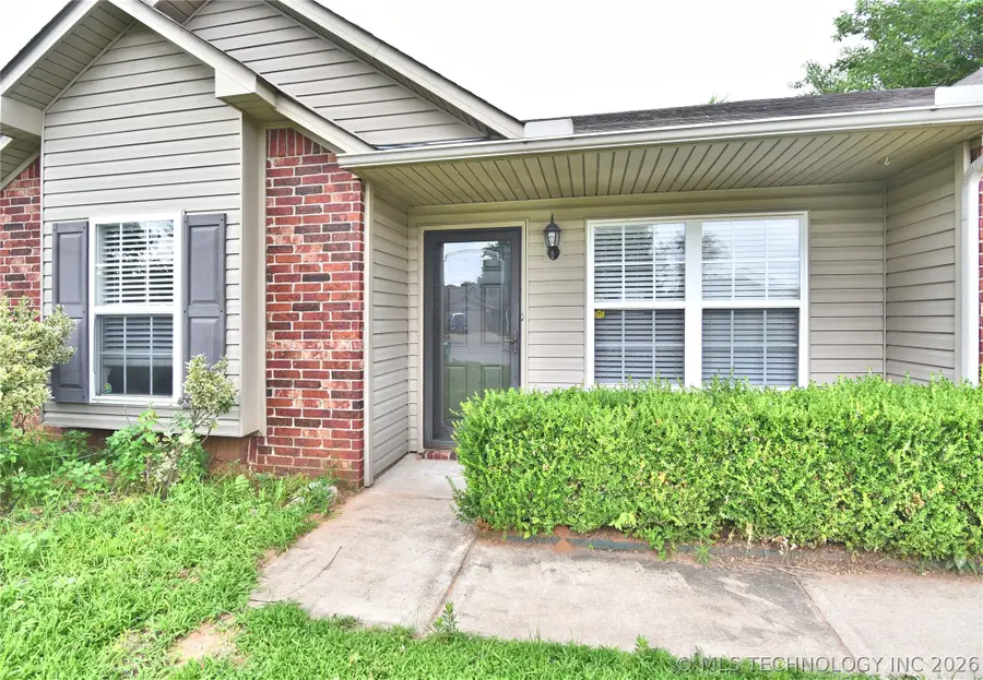 7842 E 132nd Street, Bixby, OK 74008 - #2