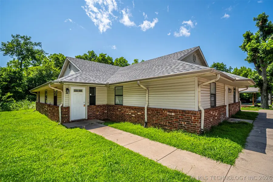 204 S 11th, Madill, OK 73446 - #3