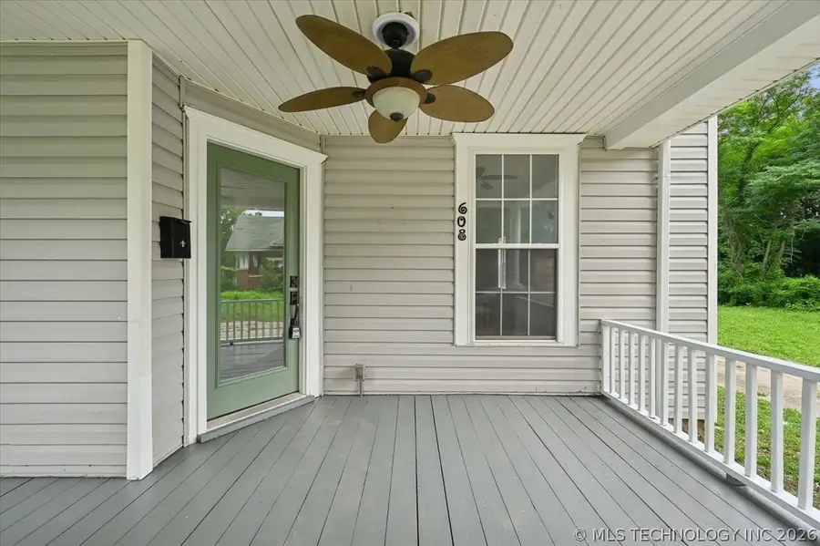 608 S Hickory Street, Sapulpa, OK 74066 - #2