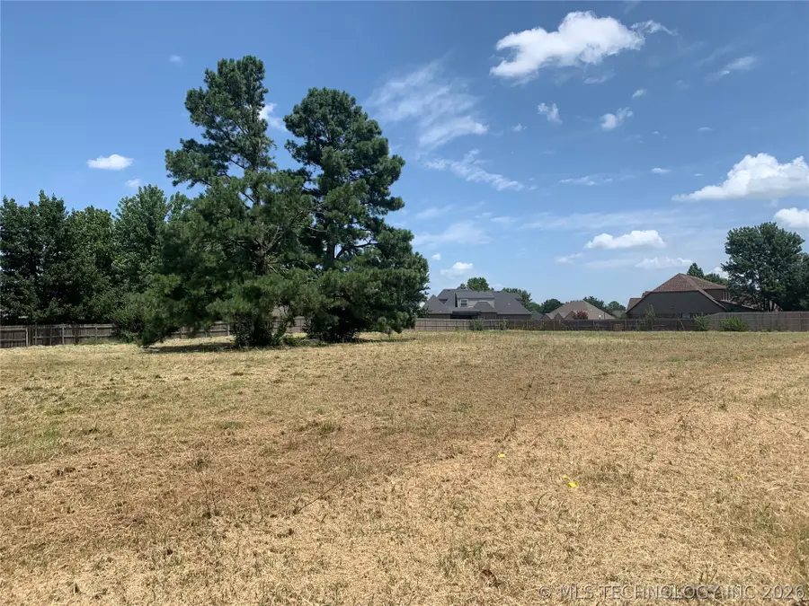 E 92nd Street N, Owasso, OK 74055 - #2