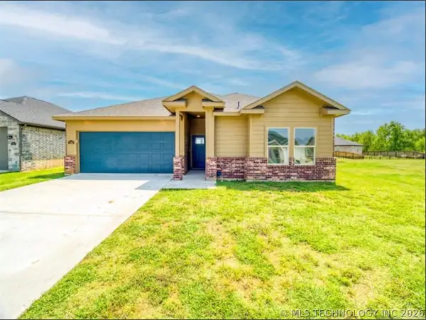 1194 Wild Indigo Circle, Calera, OK 74730