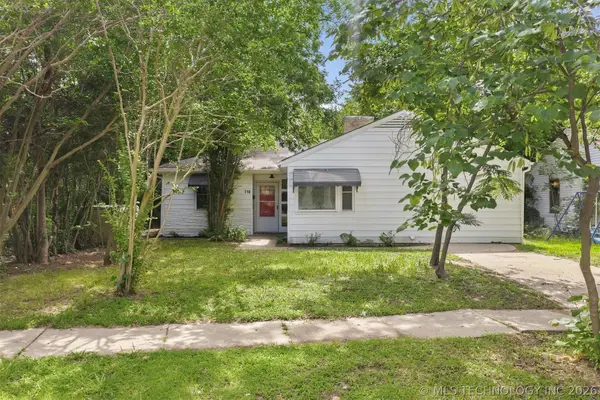 710 NW F Street, Ardmore, OK 73401