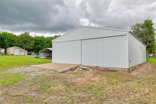 Apache Street, Canadian, OK 74425