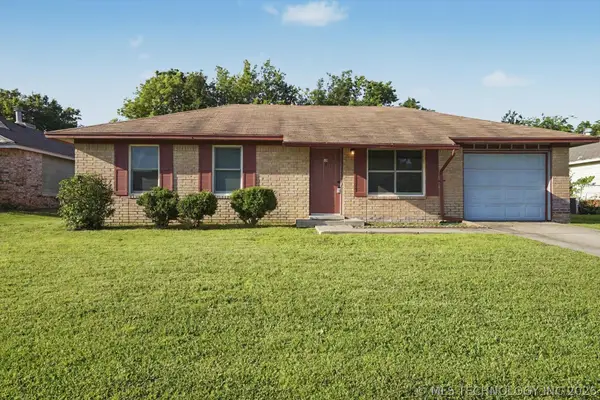 528 W Denny Street, Catoosa, OK 74015