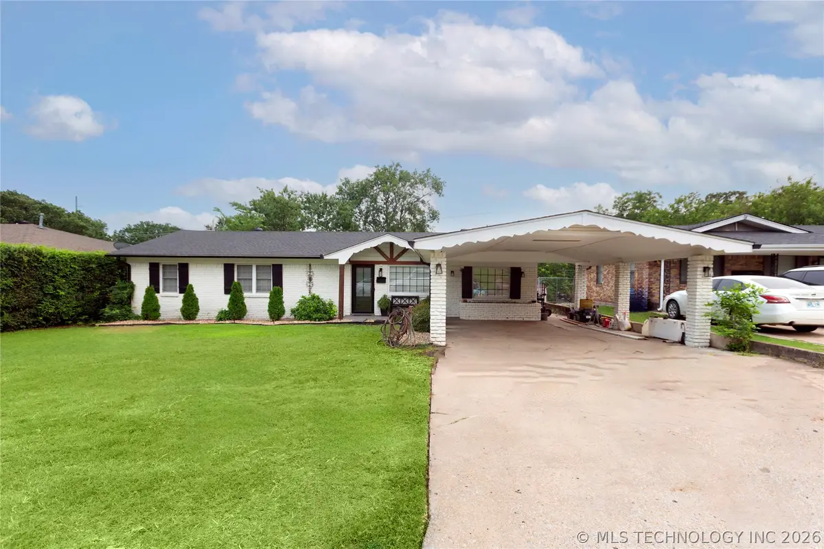 804 E Pierce Avenue, McAlester, OK 74501 - #1