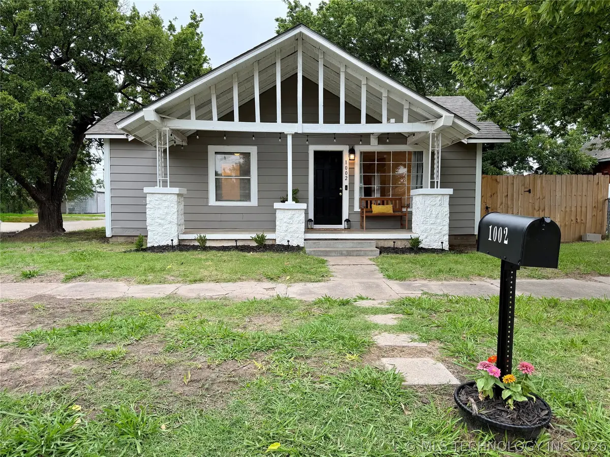 1002 E Walnut Street, Cushing, OK 74023 - #1