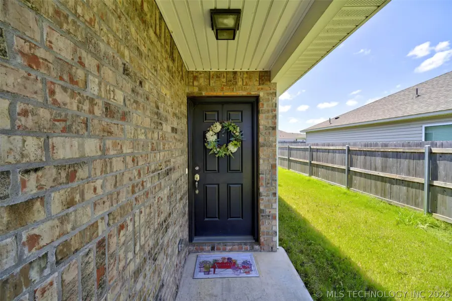 11532 S 277th East Avenue, Coweta, OK 74429 - #3