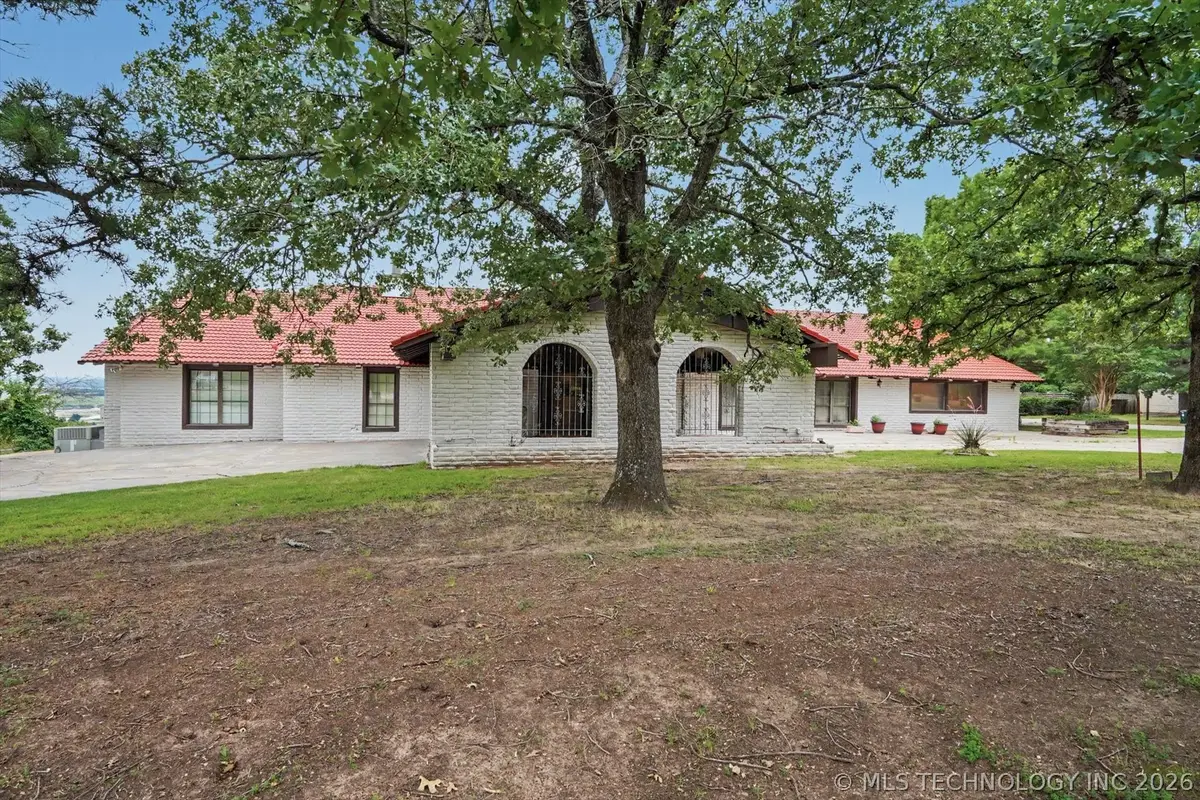 17331 S 174th Avenue E, Bixby, OK 74008 - #1