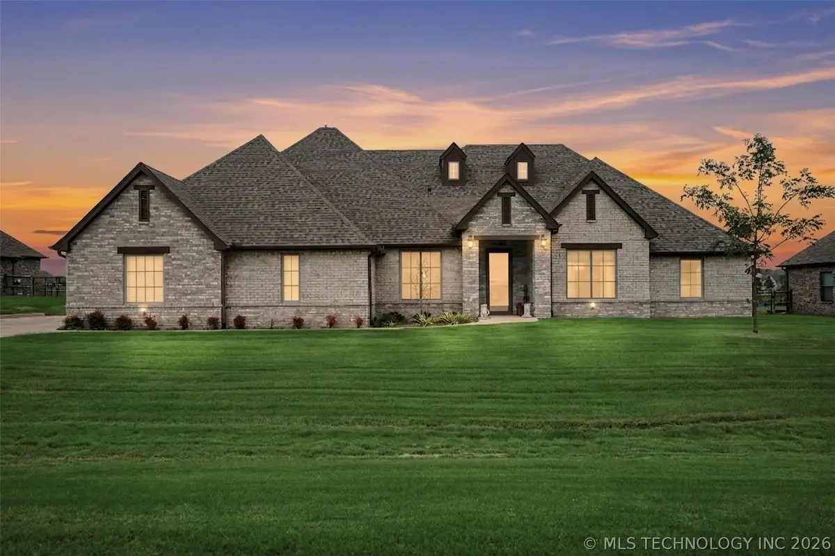 8331 N 149th East Avenue, Owasso, OK 74055 - #1