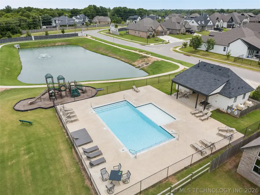 13624 S 21st Place, Bixby, OK 74008 - #3