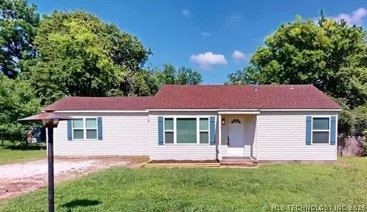 1004 S Highland, Ada, OK 74820