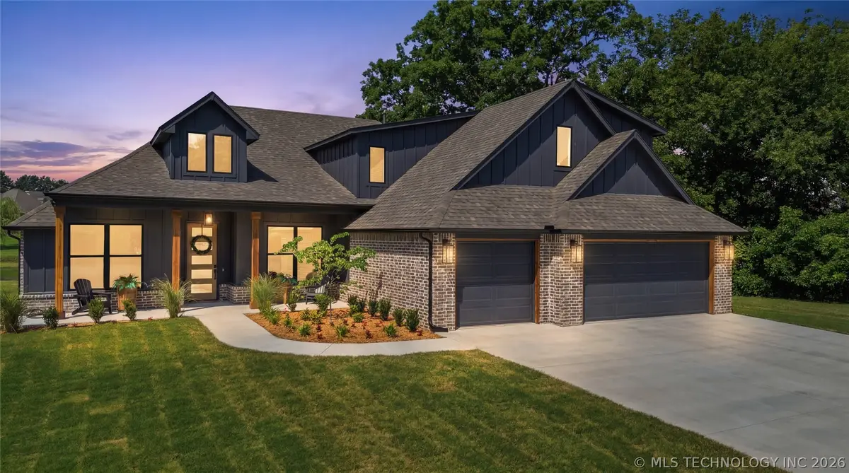 18236 S Clear Creek Court, Claremore, OK 74017 - #1