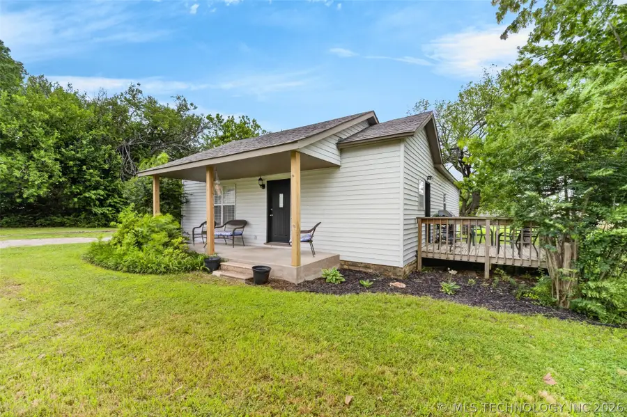 1417 E Oak Street, Cushing, OK 74023 - #3