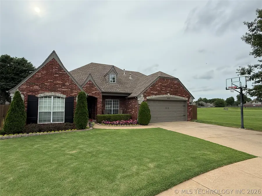 912 W Juneau Street, Broken Arrow, OK 74012 - #2