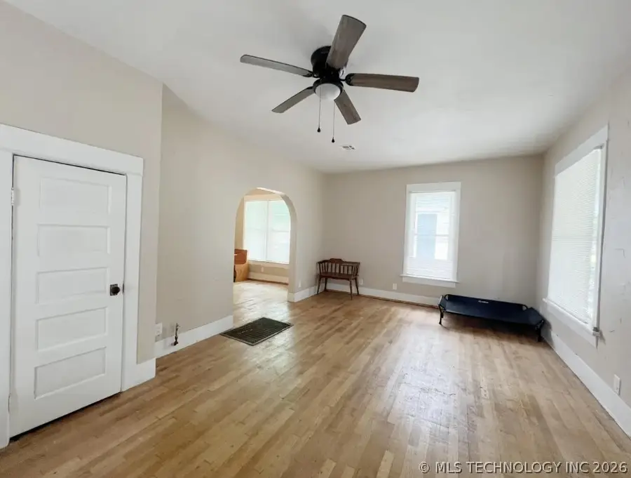 513 S Seneca Avenue, Bartlesville, OK 74003 - #3