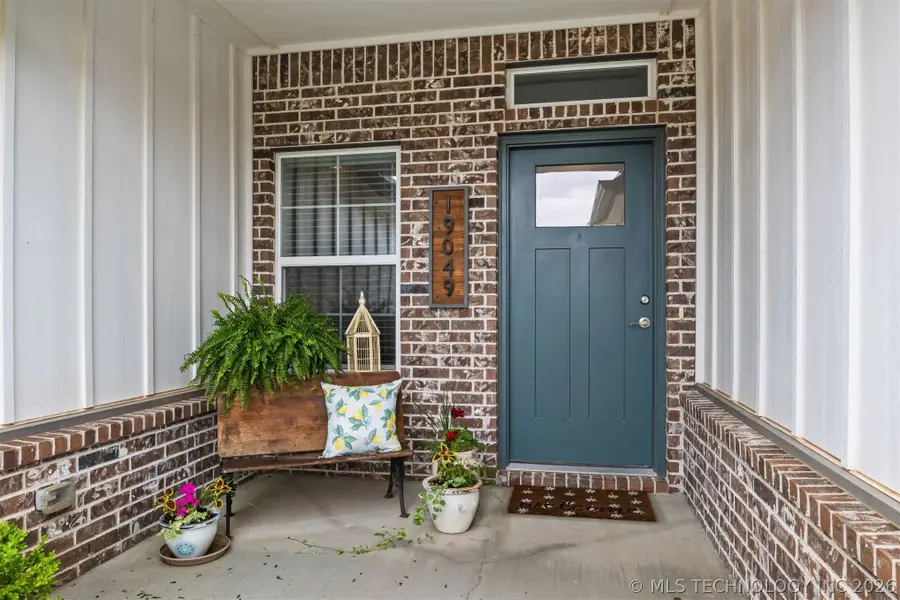 19049 E Ridge Line Road, Catoosa, OK 74015 - #3