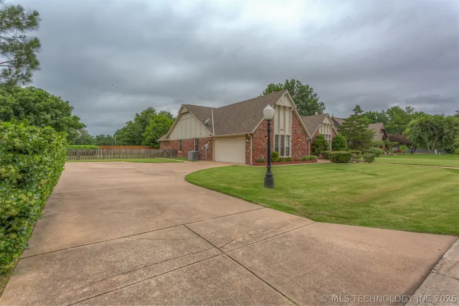 10214 S Kingston Avenue, Tulsa, OK 74137 - #3