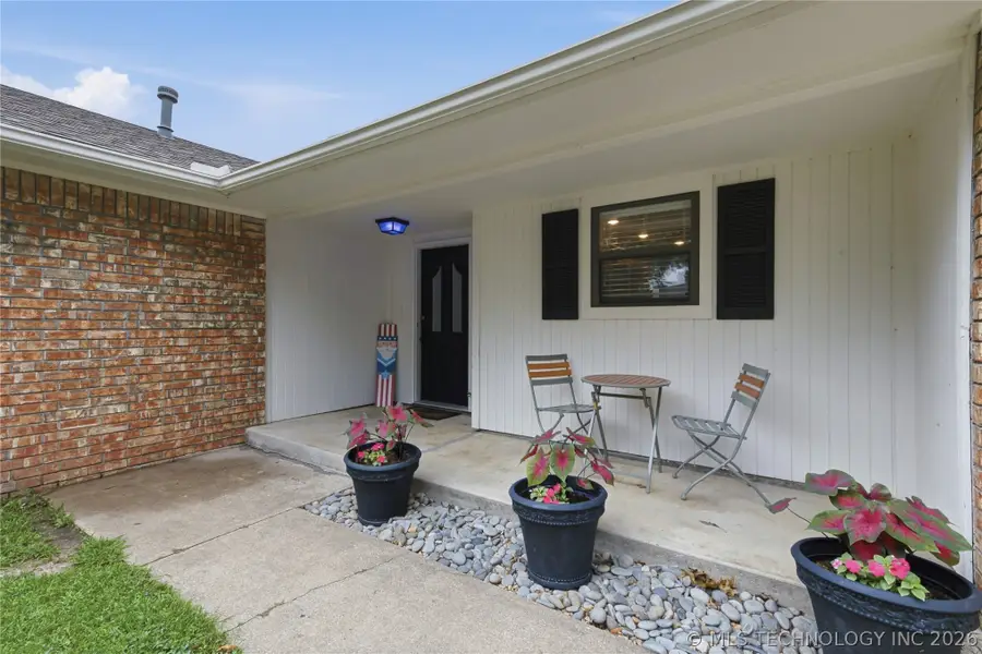 1608 S Marietta Street, Pryor, OK 74361 - #2