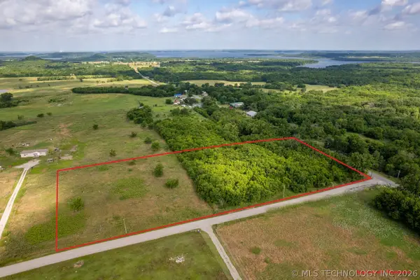 5 E 400 Road, Claremore, OK 74017