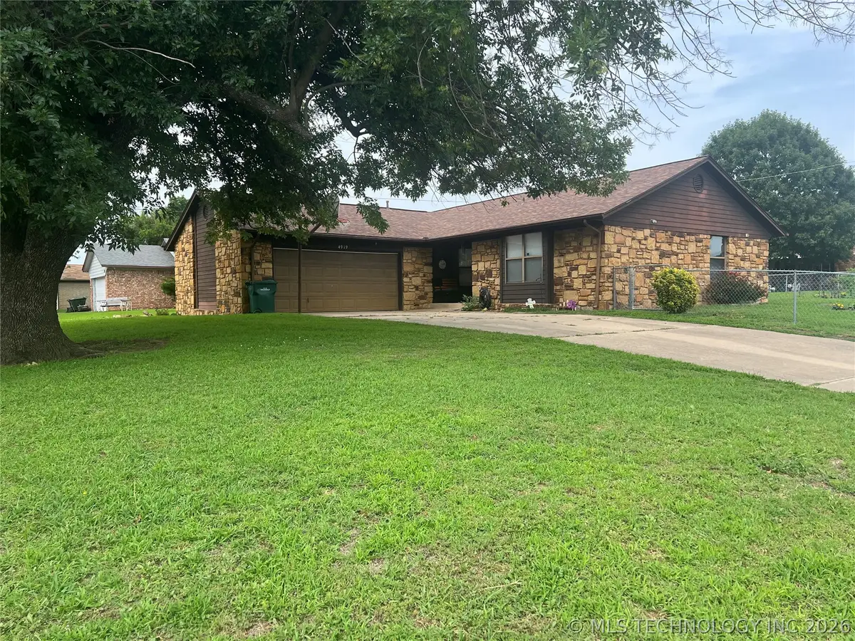 4919 Nassau Avenue, Sand Springs, OK 74063 - #1