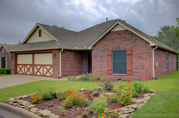 583 S 22nd Place, Collinsville, OK 74021