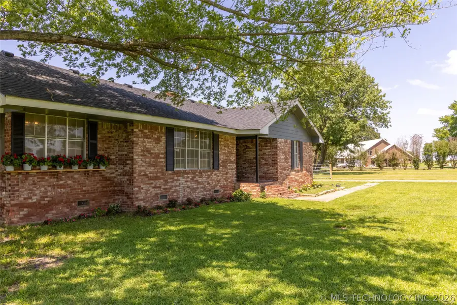 713 W Little Flower, Stigler, OK 74462 - #2
