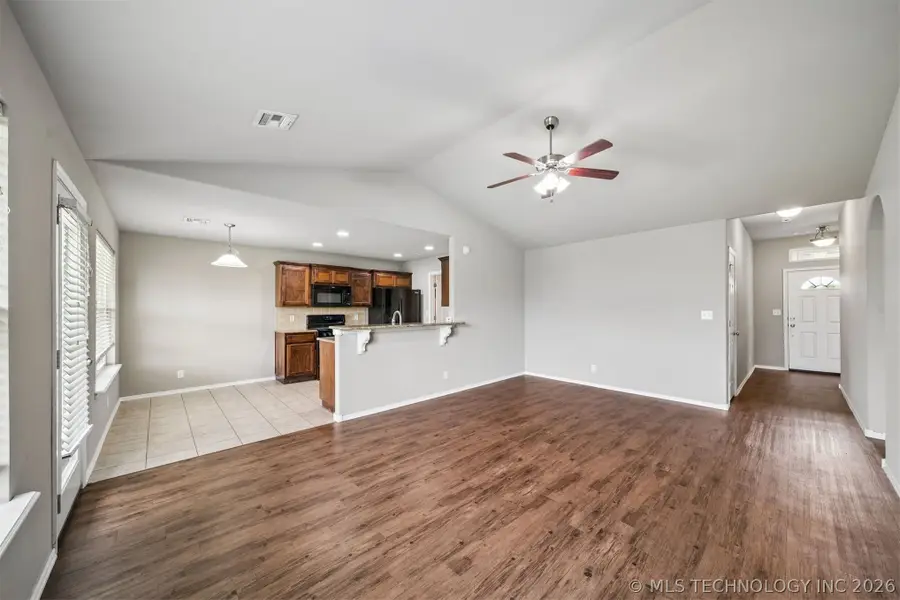 8983 S 253rd East Avenue, Broken Arrow, OK 74014 - #2