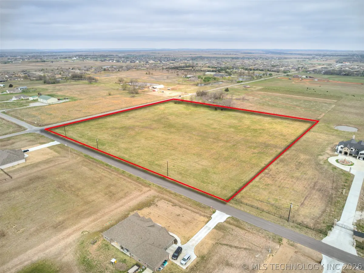 000 E 136th Street N, Collinsville, OK 74021 - #1