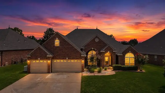 2017 W Vail Street, Broken Arrow, OK 74012 - #1