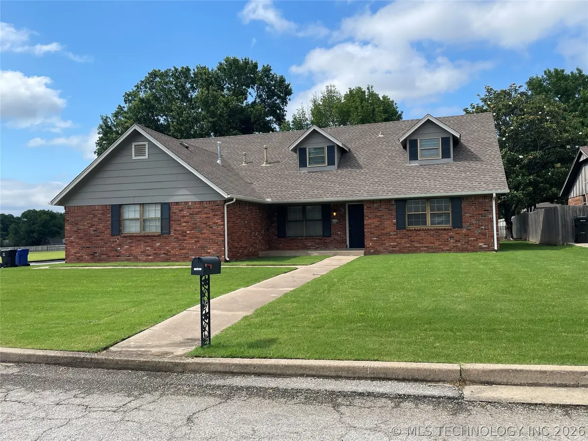 1228 W Boston Court, Broken Arrow, OK 74012 - #1
