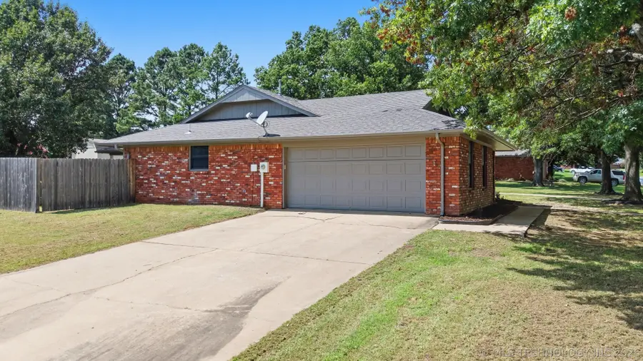 1103 N Scott Avenue, Haskell, OK 74436 - #3