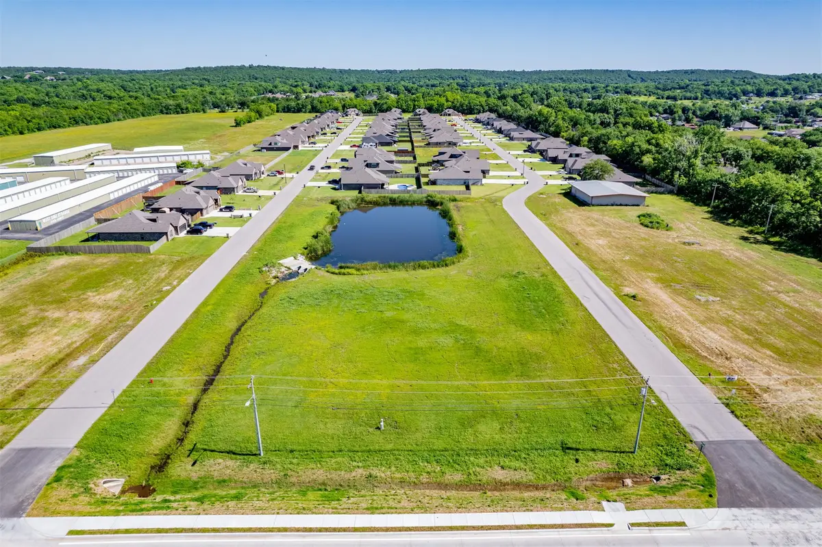 101 Castle Street, Skiatook, OK 74070 - #1