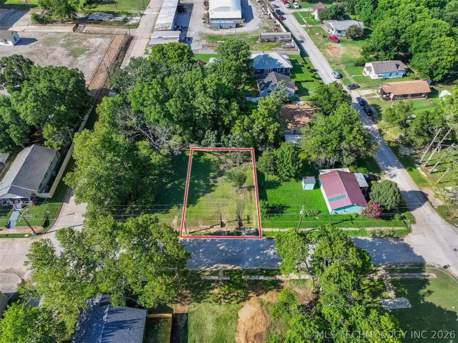 407 1st Avenue Se, Ardmore, OK 73401 - #2