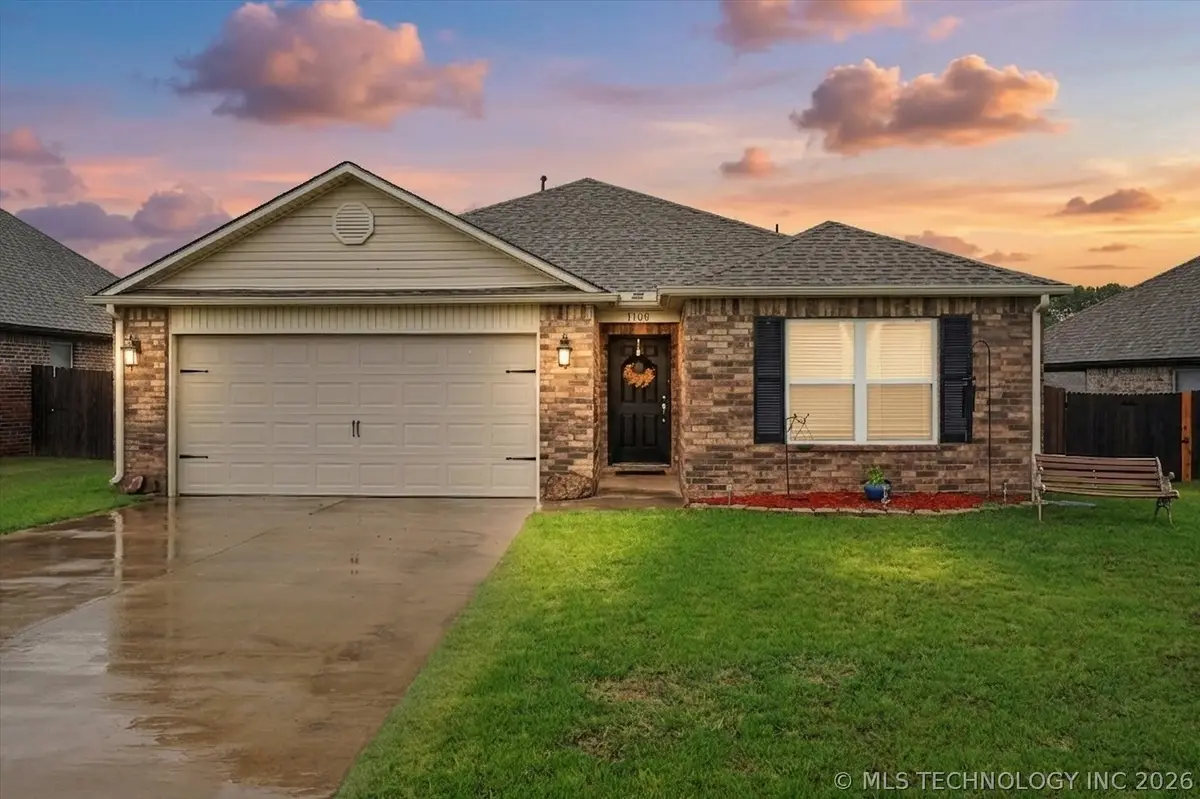 1100 W Missouri Avenue, Claremore, OK 74019 - #1