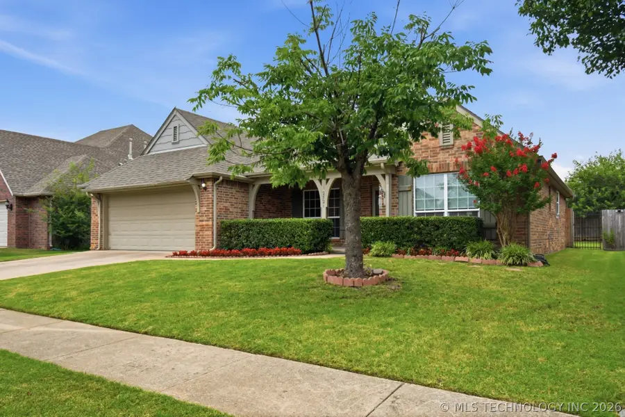 12521 S Date Place, Jenks, OK 74037 - #2