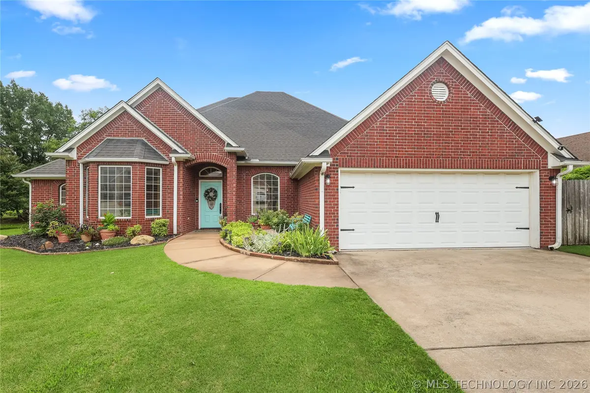 828 Sunset Court, Ardmore, OK 73401 - #1