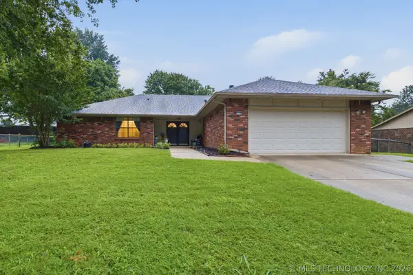 7109 S Peach Avenue, Broken Arrow, OK 74011