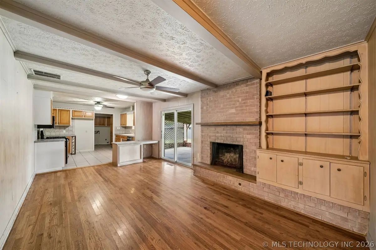 306 E 16th Street, Claremore, OK 74017 - #1