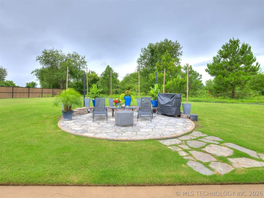 8302 S 270th East Avenue, Broken Arrow, OK 74014 - #3