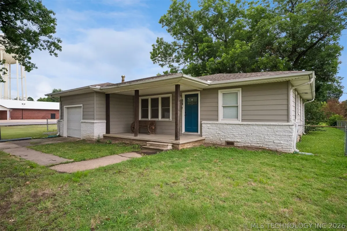 201 N Elliott Street, Pryor, OK 74361 - #1