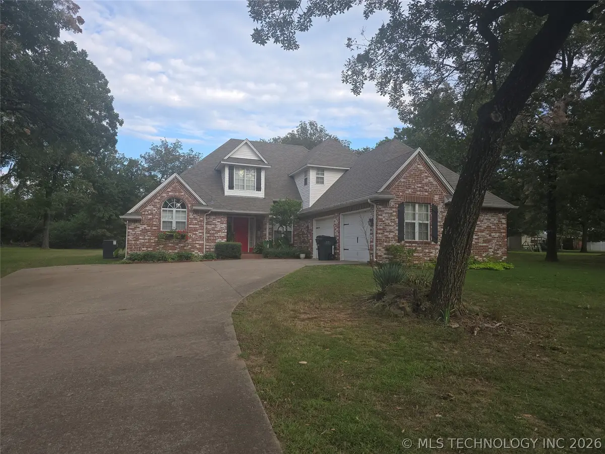 906 N 14 Street, Henryetta, OK 74437 - #1
