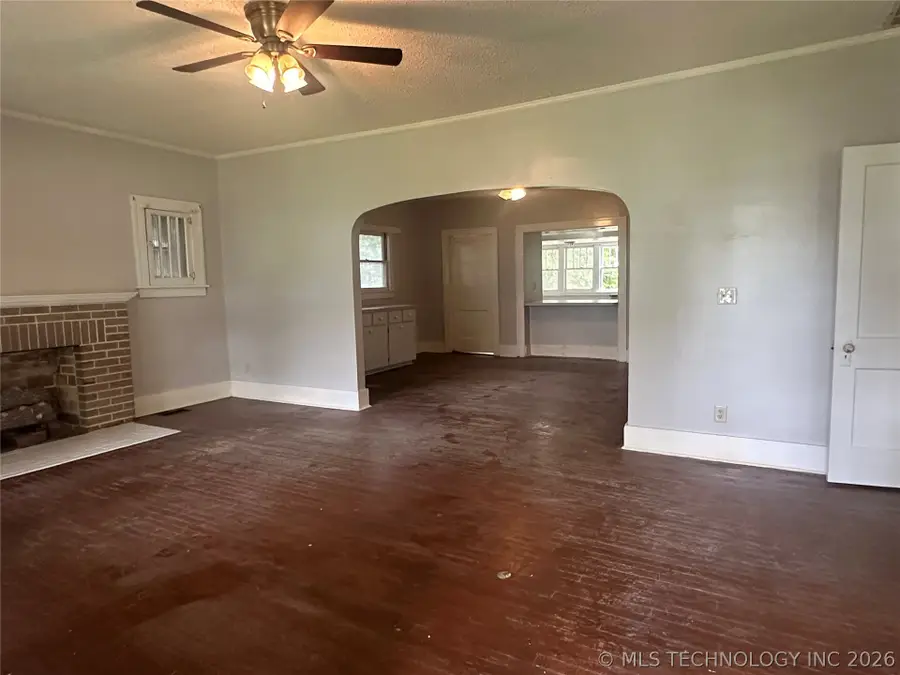 809 W Moore Street, Henryetta, OK 74437 - #2