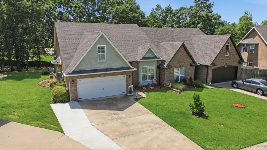 3917 State College Drive, Muskogee, OK 74403 - #2