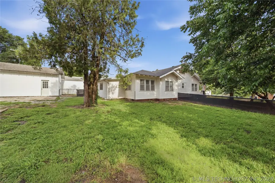 1420 E 8th Street, Okmulgee, OK 74447 - #3