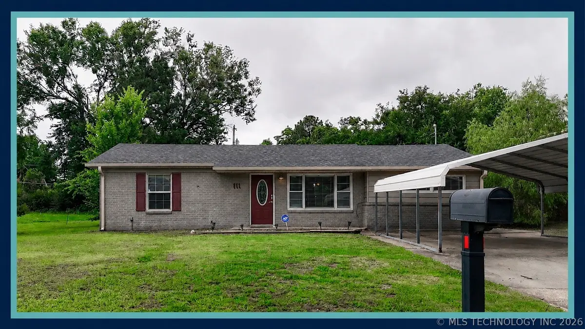 111 Warren, Holdenville, OK 74848 - #1