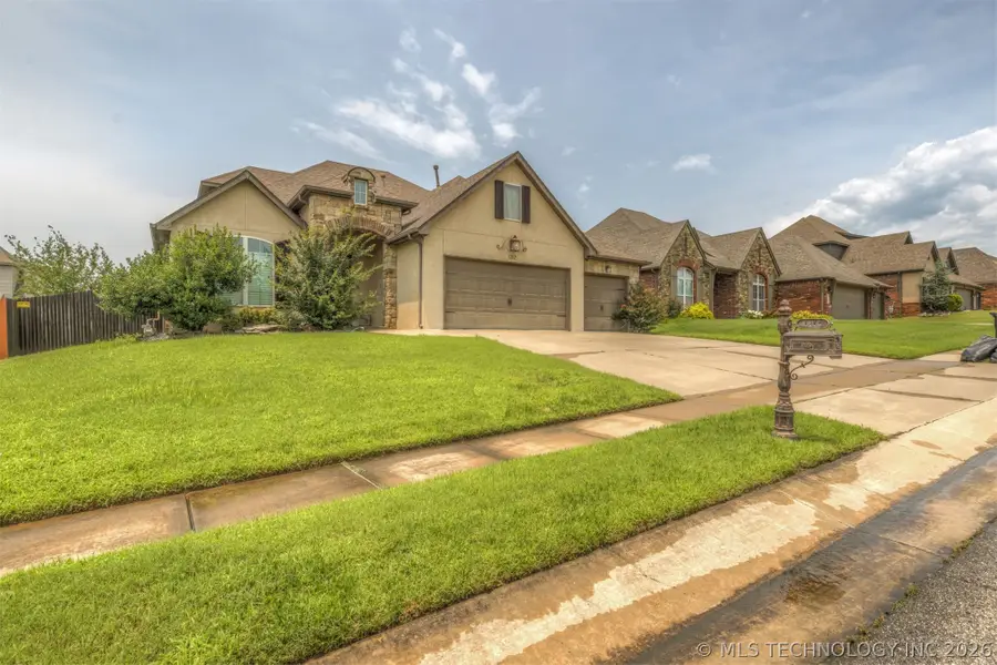 1312 S Desert Palm Lane, Broken Arrow, OK 74012 - #3