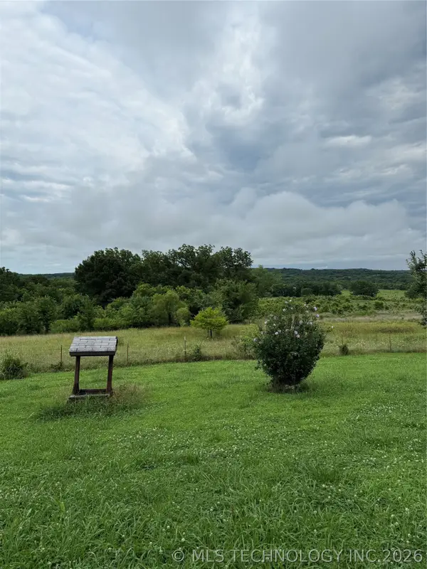7055 S 4200 Road, Chelsea, OK 74016