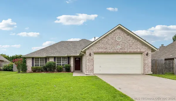 4611 S 200th East Avenue, Broken Arrow, OK 74014