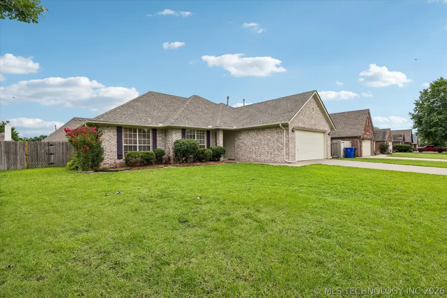 4611 S 200th East Avenue, Broken Arrow, OK 74014 - #2