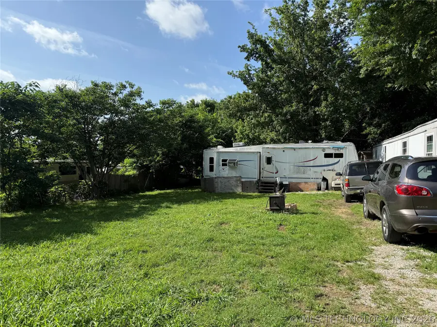 556 E 62nd Street, Tulsa, OK 74126 - #3